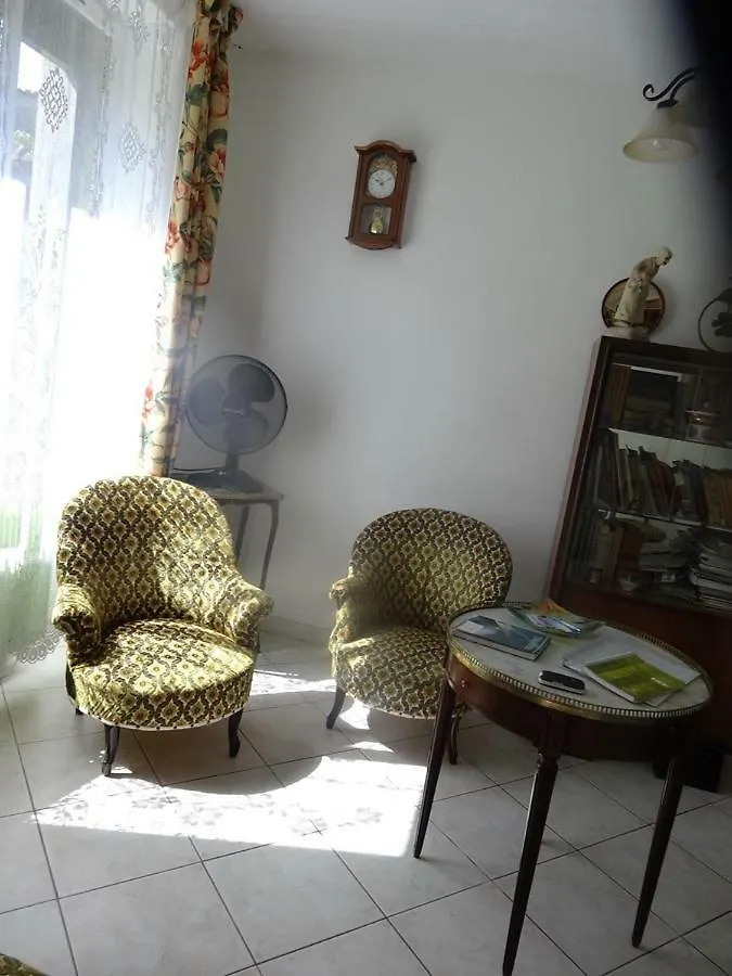 Holiday home Chez Huguette Villa Marcilhac-sur-Cele